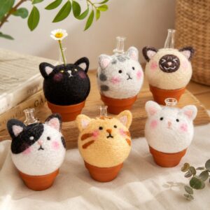 Custom felt pet whisker organizer in cute cat designs, also usable as a small flower holder
